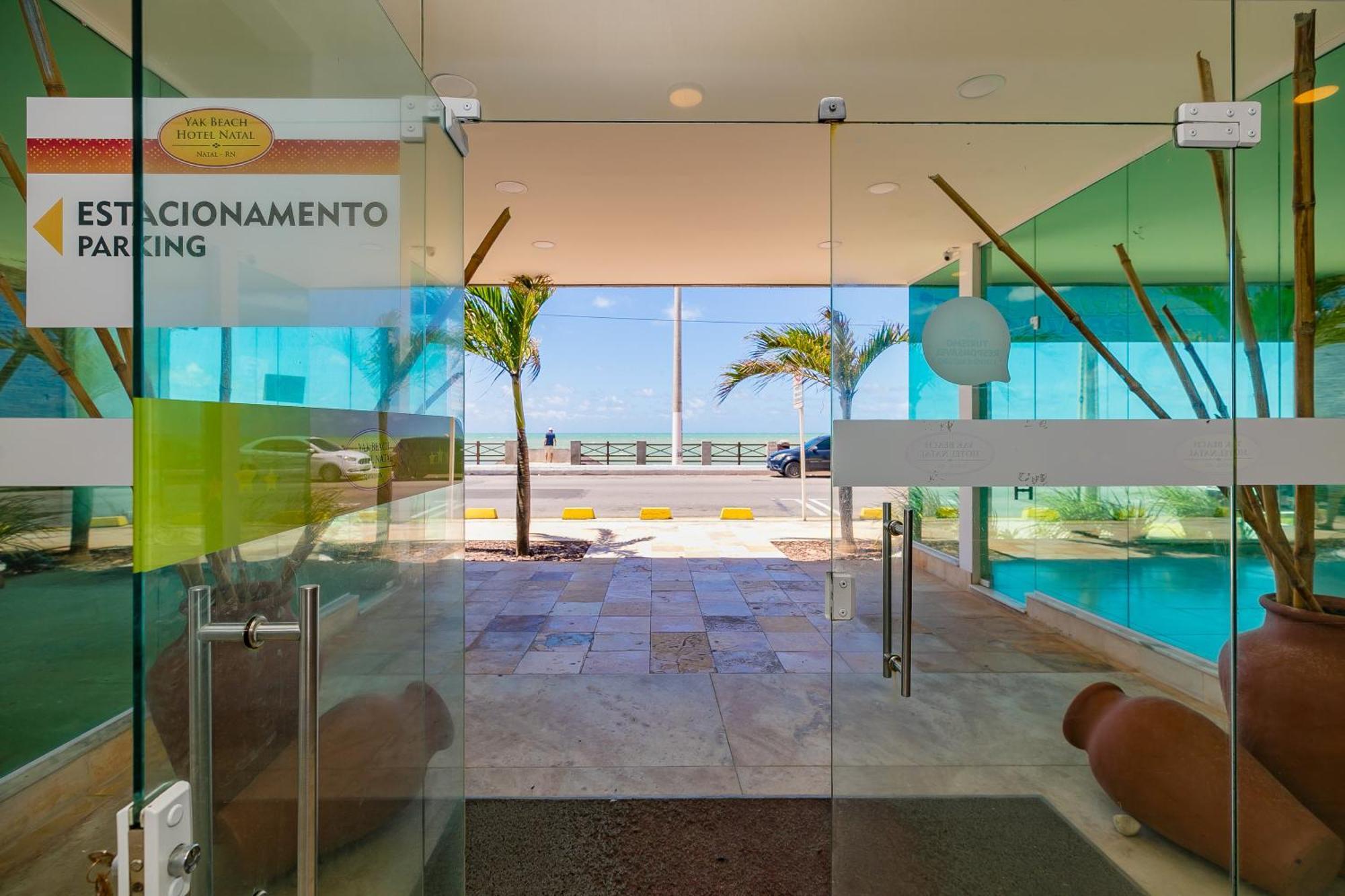 Yak Beach Hotel Natal Bagian luar foto