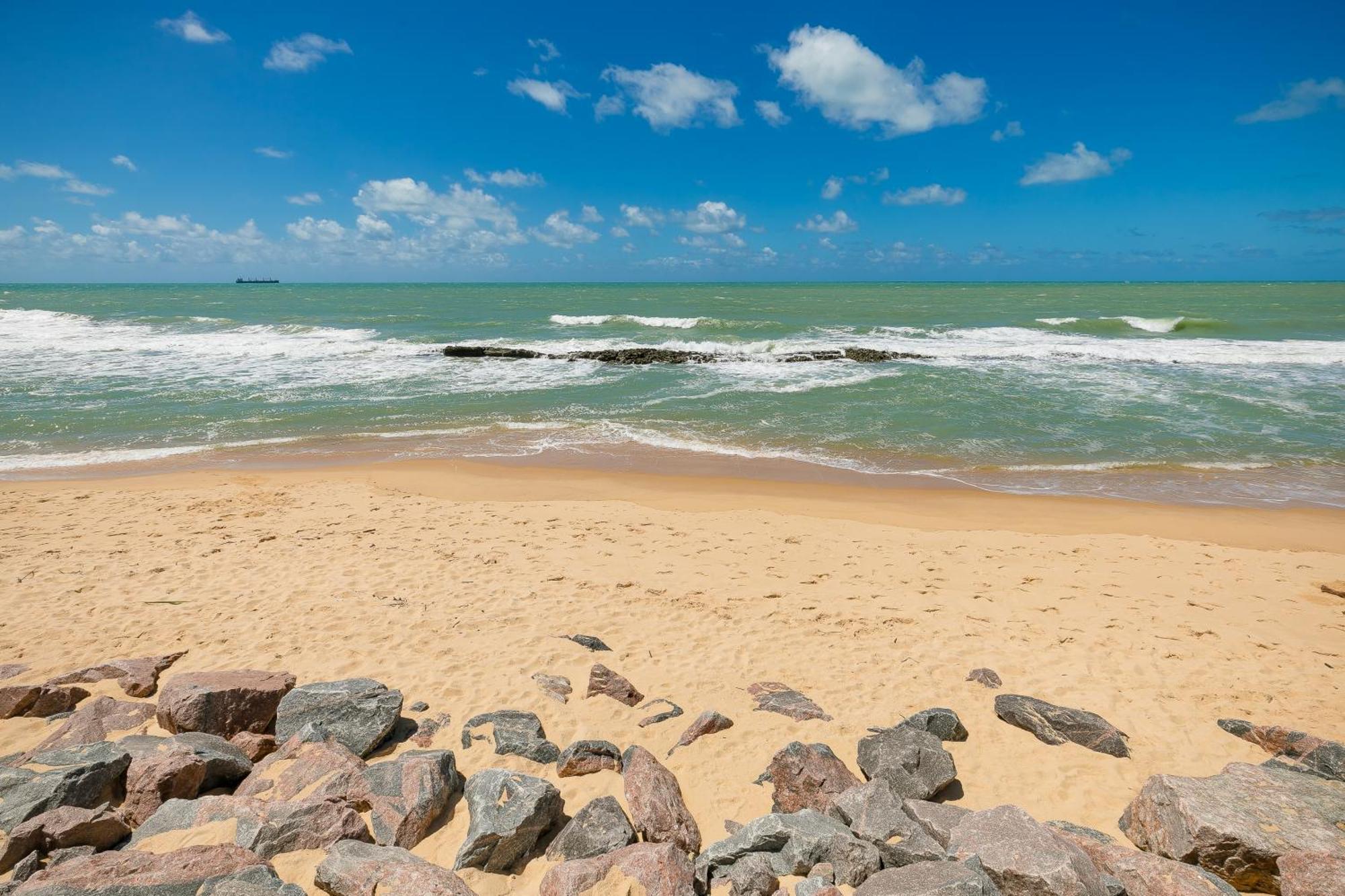 Yak Beach Hotel Natal Bagian luar foto